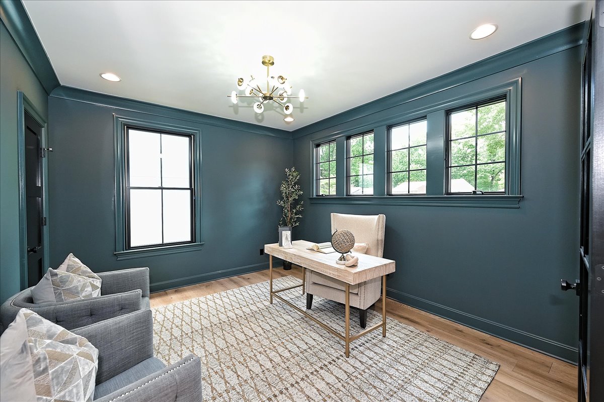 3209 Mayfield Avenue — view 6