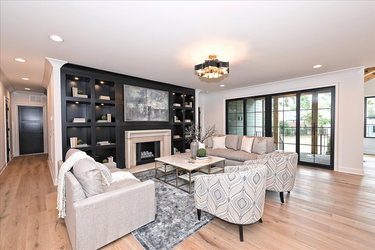 3209 Mayfield Avenue — view 10