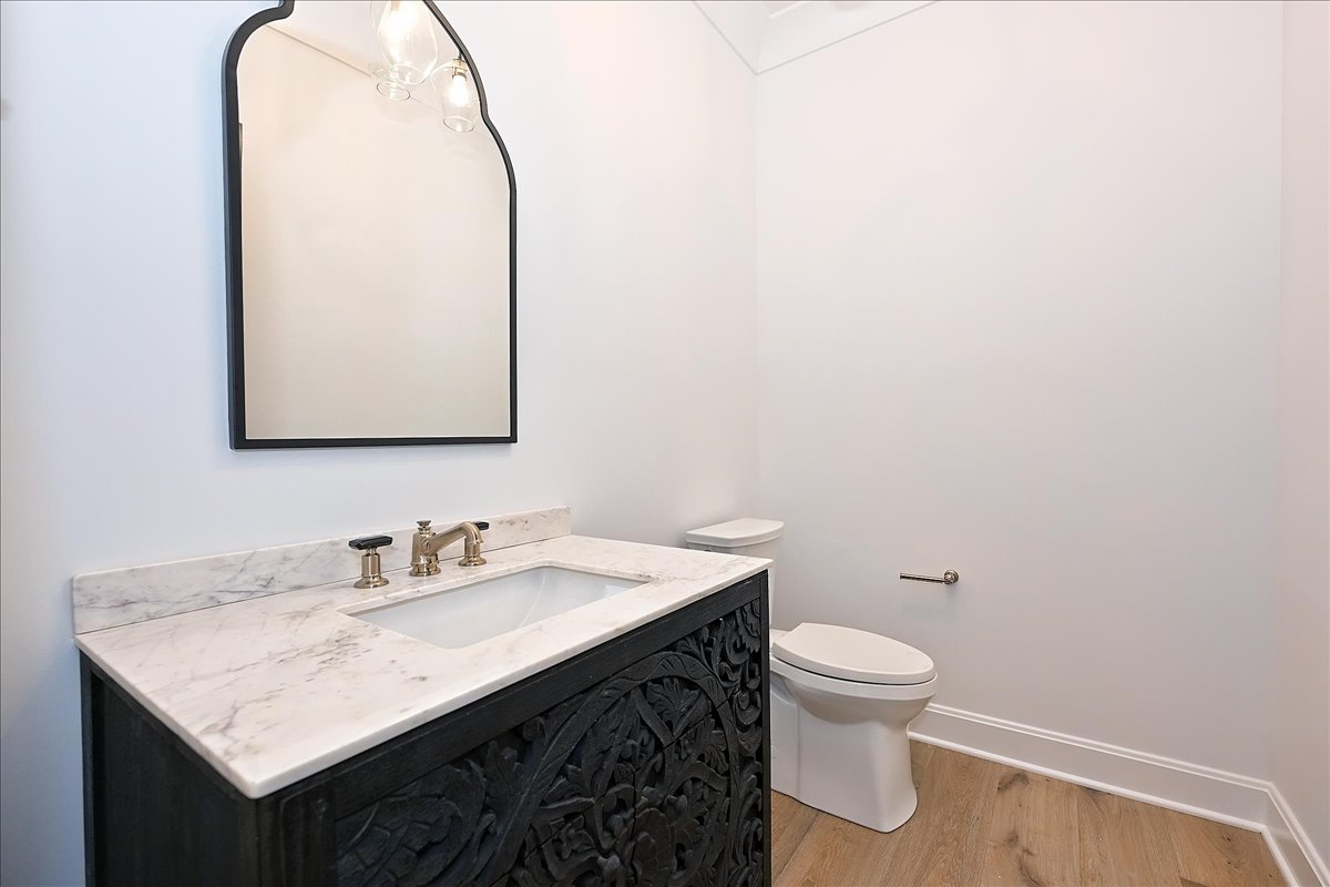 3209 Mayfield Avenue — view 22