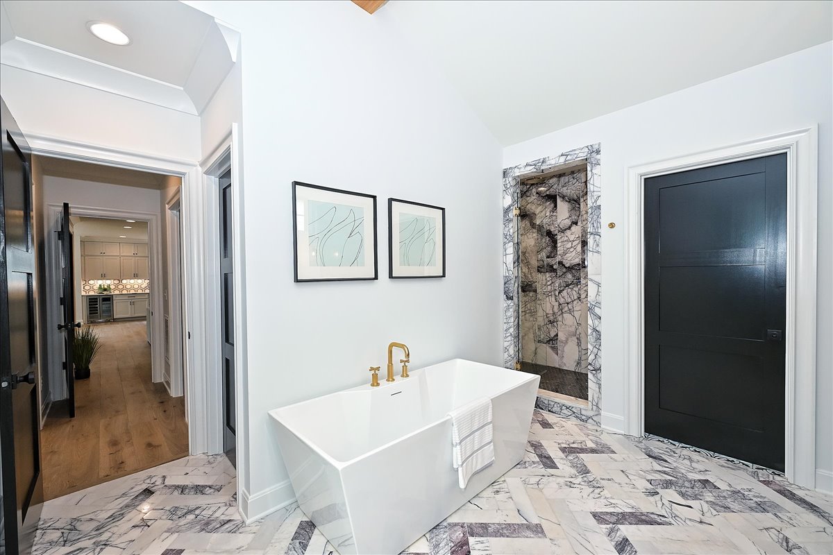 3209 Mayfield Avenue — view 27