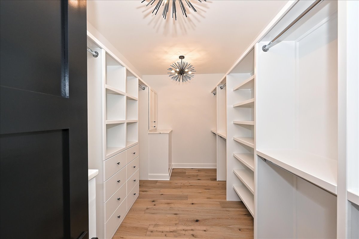 3209 Mayfield Avenue — view 30