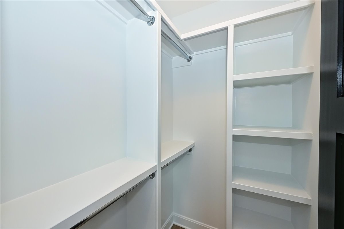 3209 Mayfield Avenue — view 35