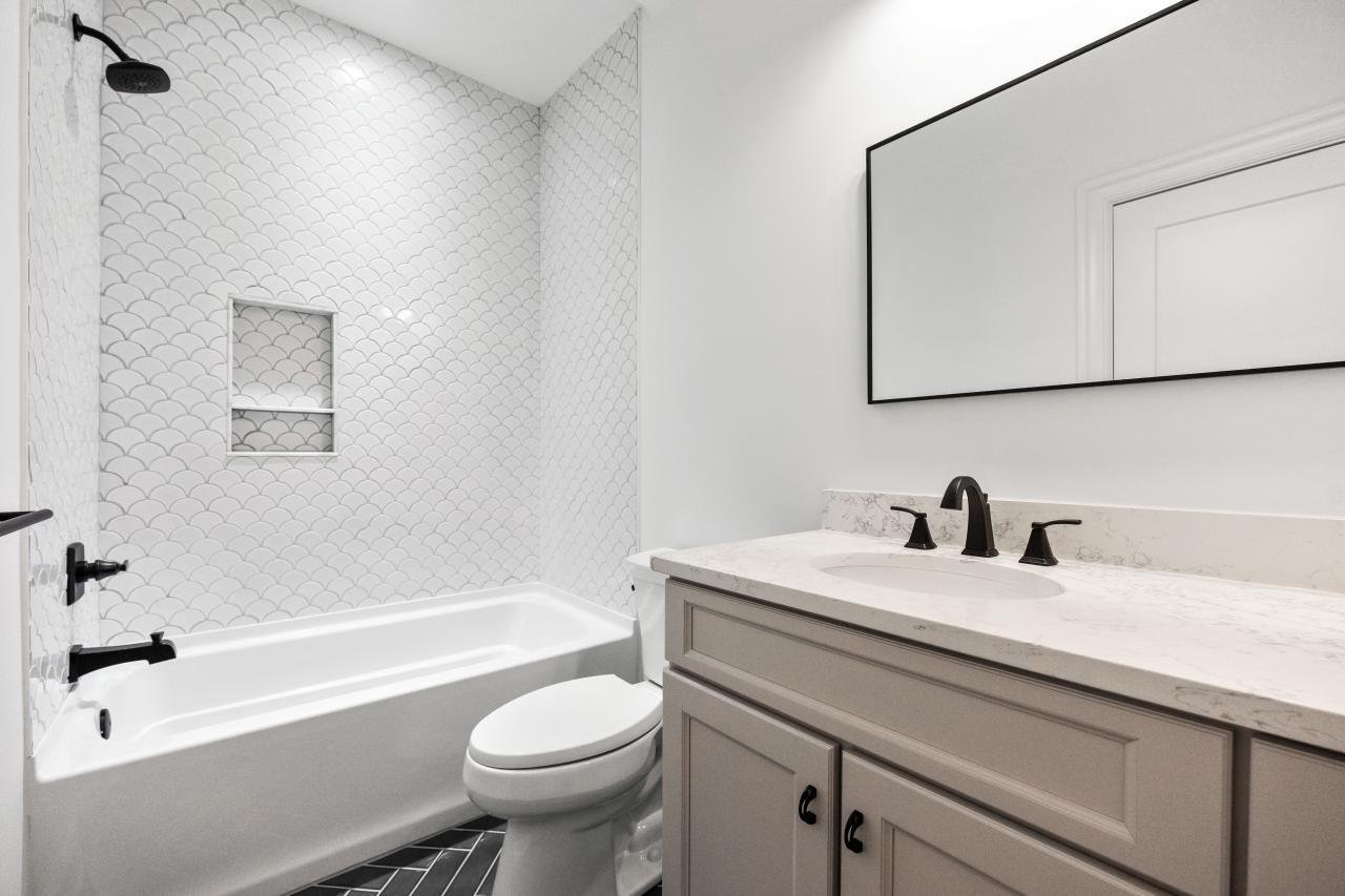 420 Melbourne Court — view 15