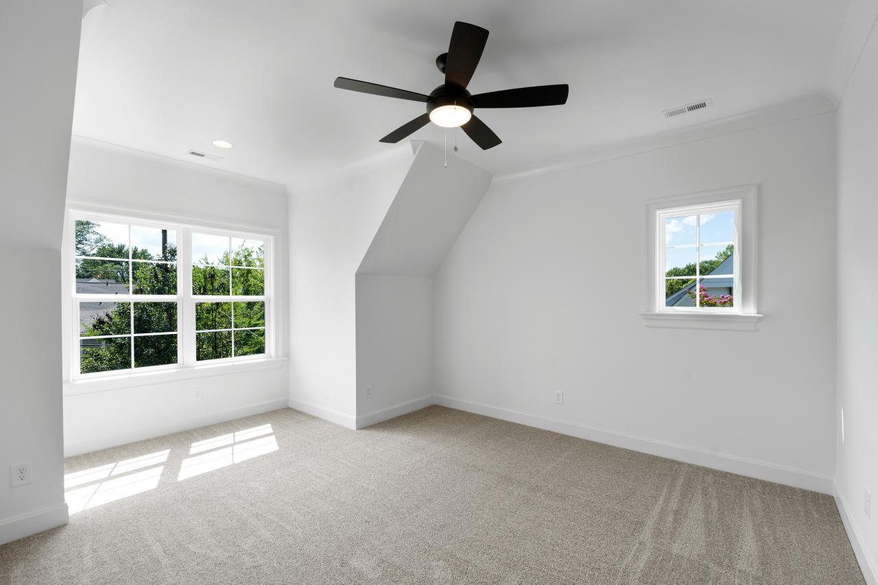 420 Melbourne Court — view 18