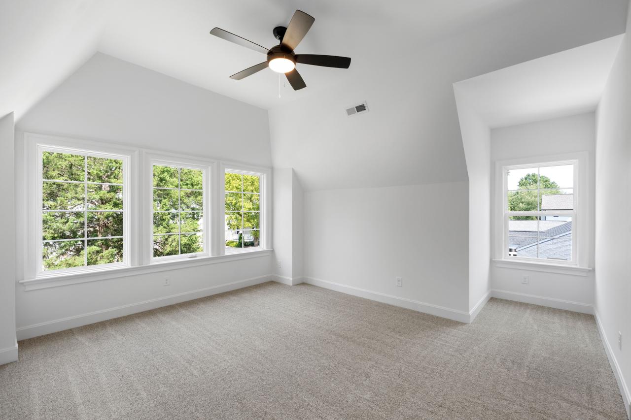 420 Melbourne Court — view 22